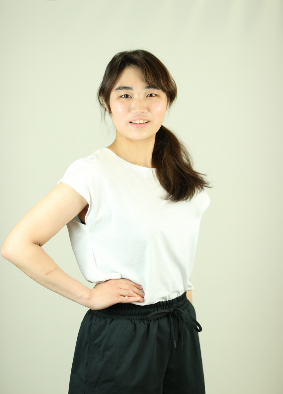 武田奈穂